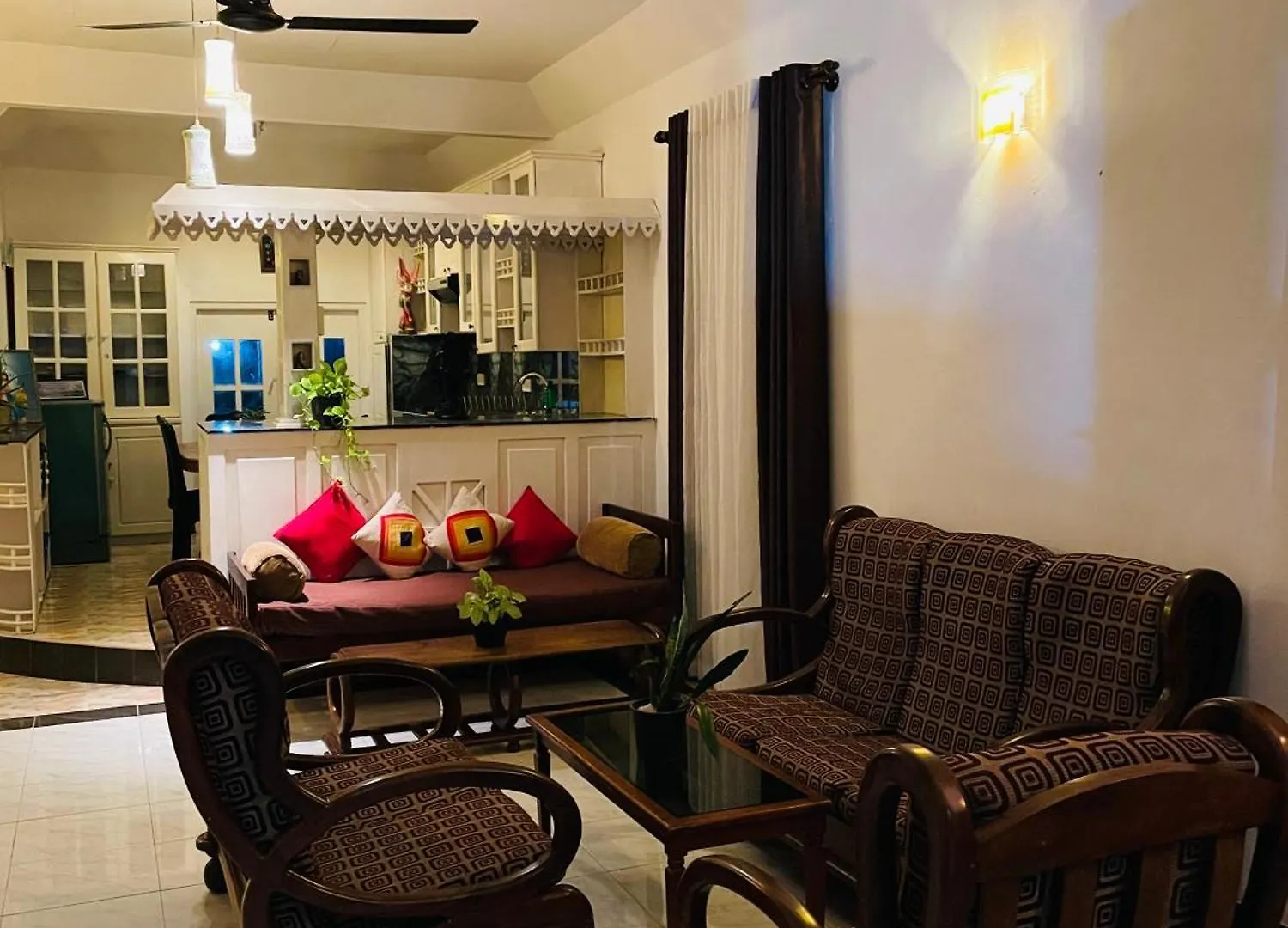 Christine Villa Negombo Homestay